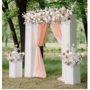 Gourmet Table With Glamour Flowers In France