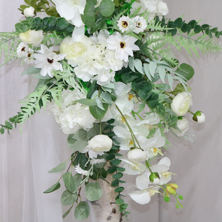 faux wedding table flowers4