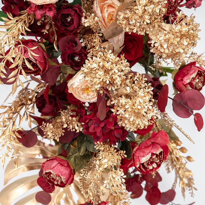 burgundy with silver wedding table decorations8