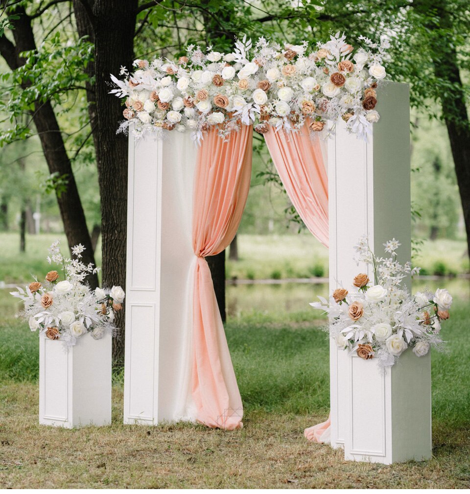 gourmet table with glamour flowers in france