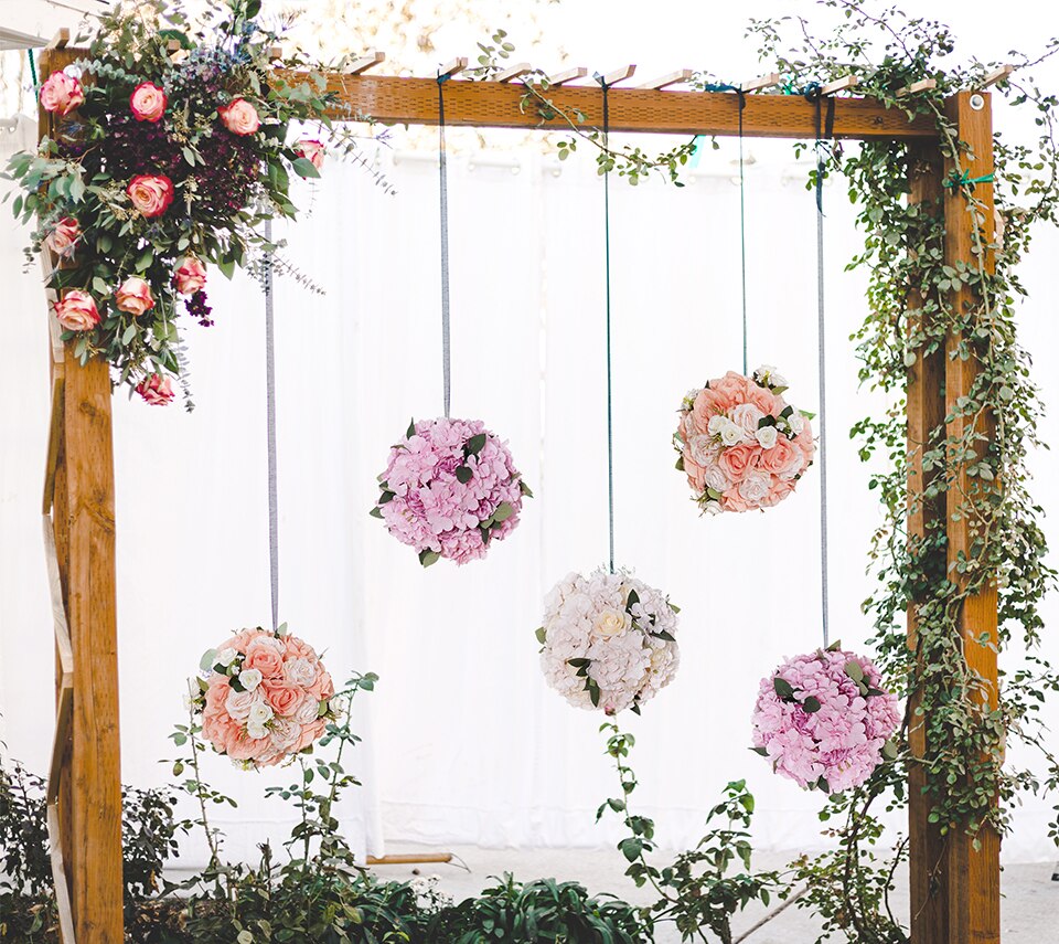 s shaped table runner